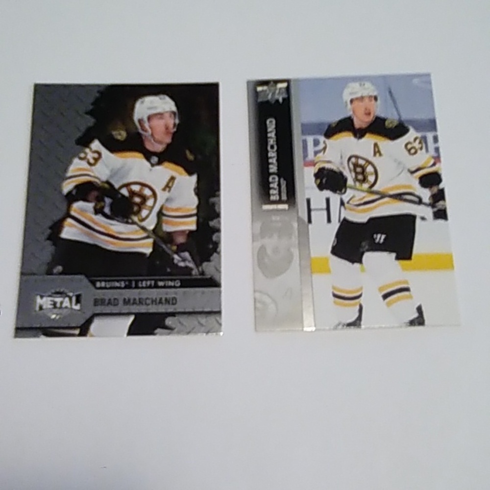 2 Brad Marchand hockey cards / Boston Bruins